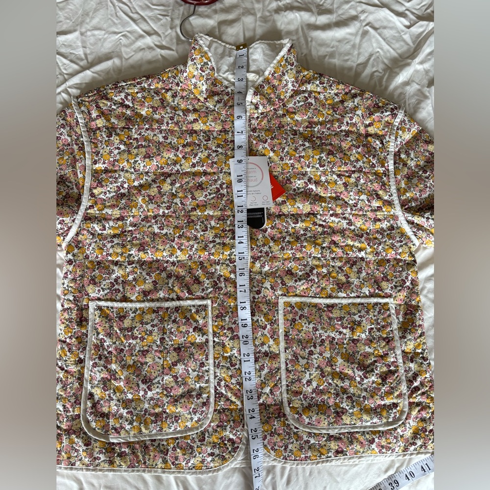 Joe Fresh Jillian Harris x Joe Spring Floral Fresh
Quilted Jacket Size Medium - Picture 11 of 12